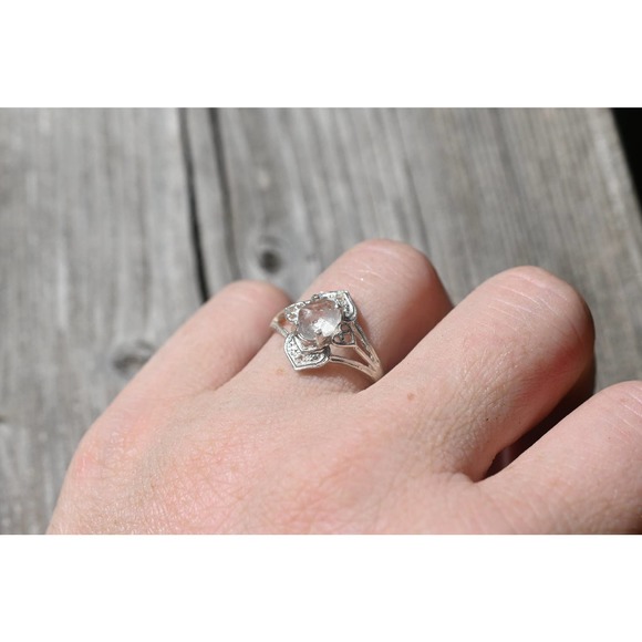 alternative raw diamond engagement ring raw crystal size 4 5 6 7 8 8 9 1… - Picture 3 of 6